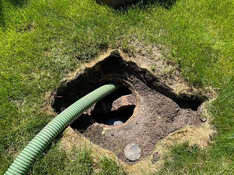 a septic tank pumping in homer glen il.